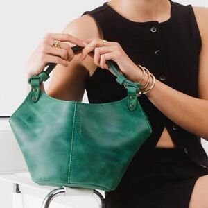 Portland Leather Goods Small Kangaroo Shoulder Bag in Surf